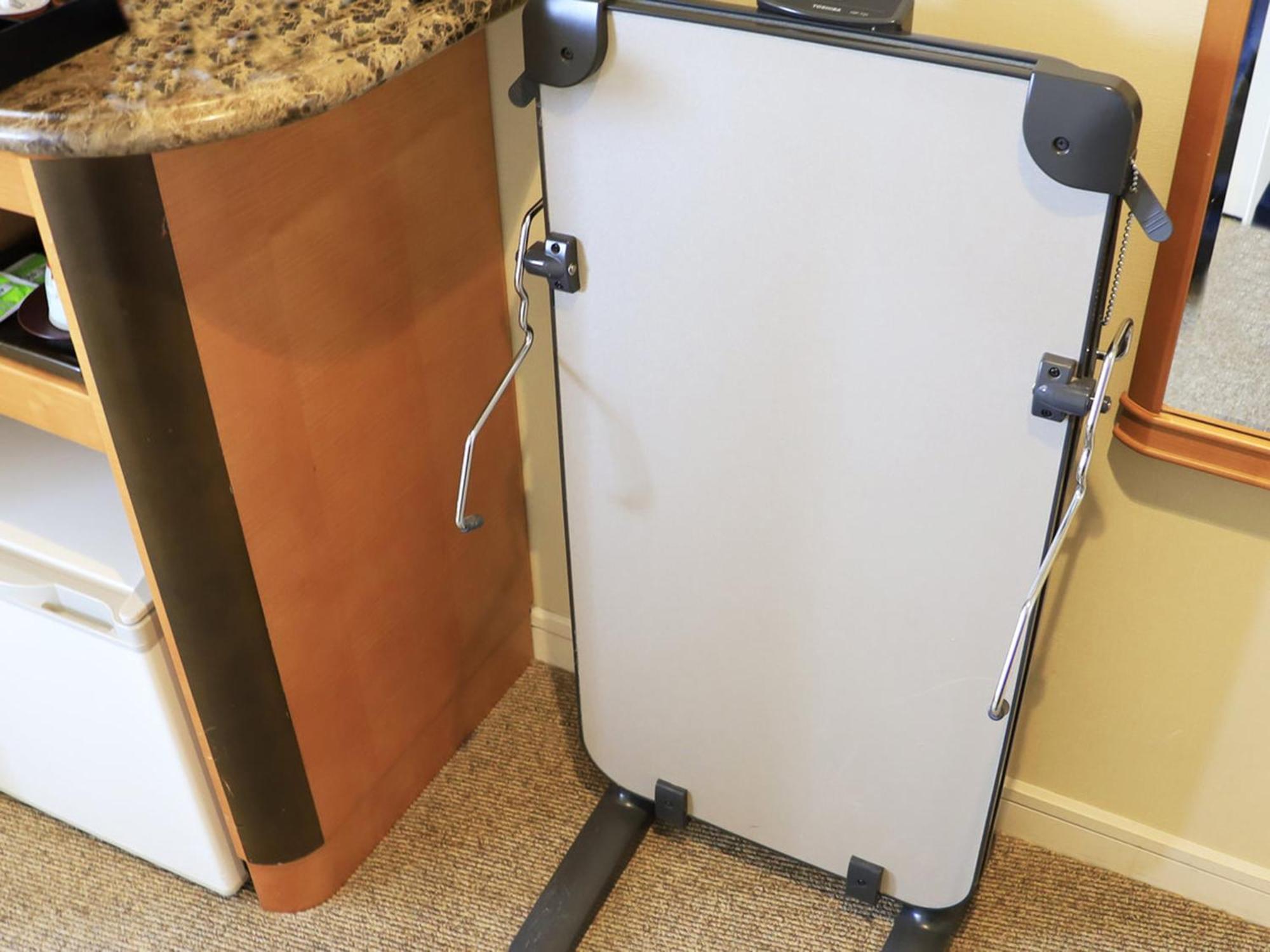 Sapporo Prince Hotel Zewnętrze zdjęcie A portable whiteboard